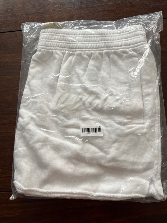 aerie Pants - Woman’s Aerie Athletic Shorts- Elastic-Waist, pockets- ultimate comfort!